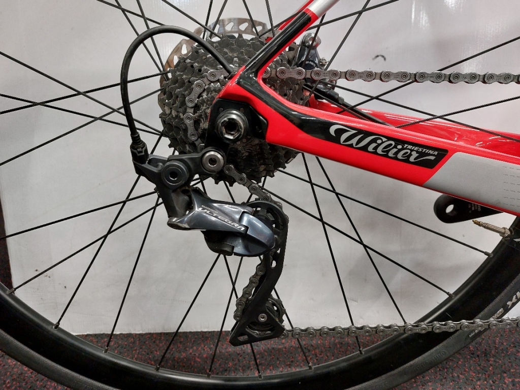 Vélo électrique course Wilier Cento 1 Hybrid