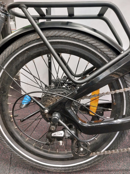 Vélo pliant électrique Onemile Nomad bleu