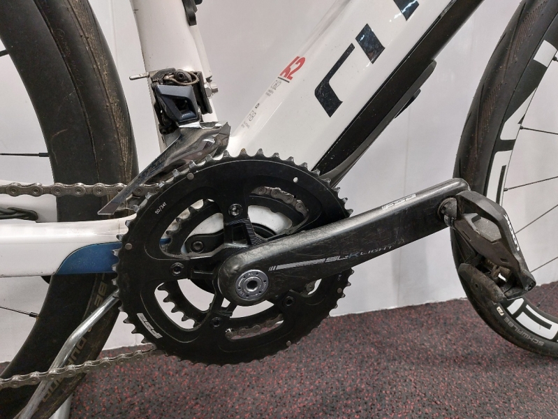 Vélo route course électrique Agree Hybrid C62 SL Cube