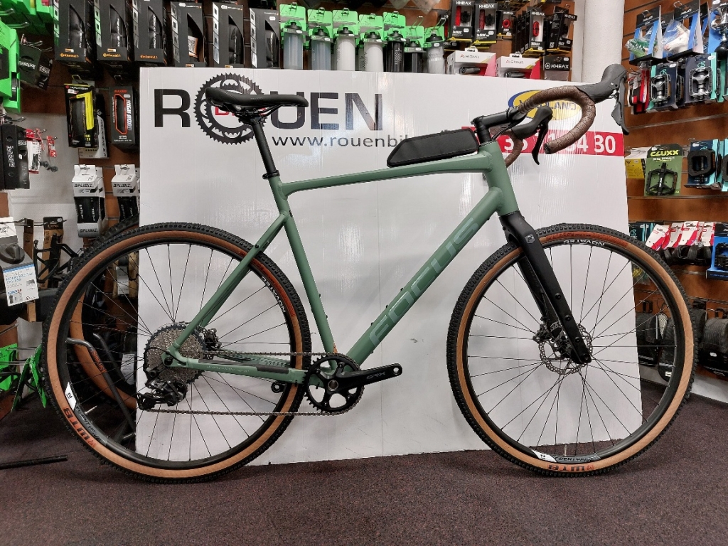 Vélo Gravel Focus Atlas 6.8