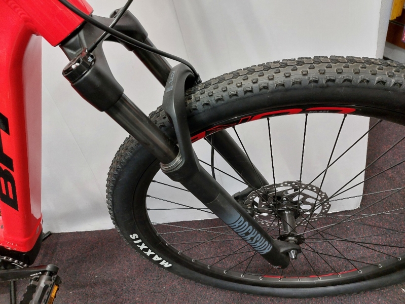 VTT Électrique semi rigide BH Core 29